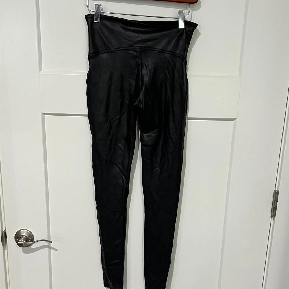 Spanx Faux Leather Black High-Waisted Leggings Sz M